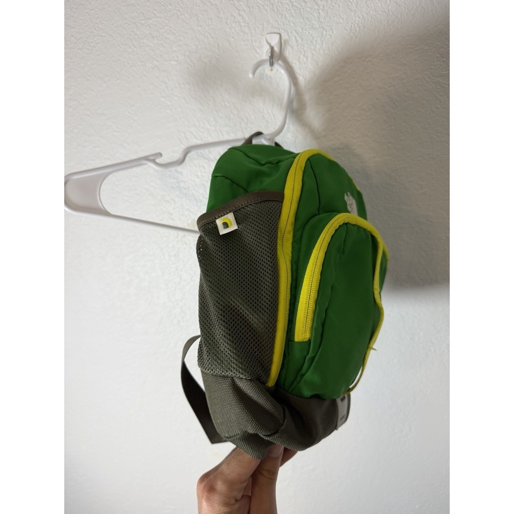 North Face Sprout Mini Backpack Green School Hike Travel Straps Pouch Zip - Picture 5 of 10